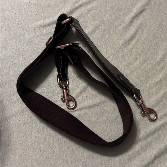 Coach Compass 35 With Custom Insert - Picture 9 of 12